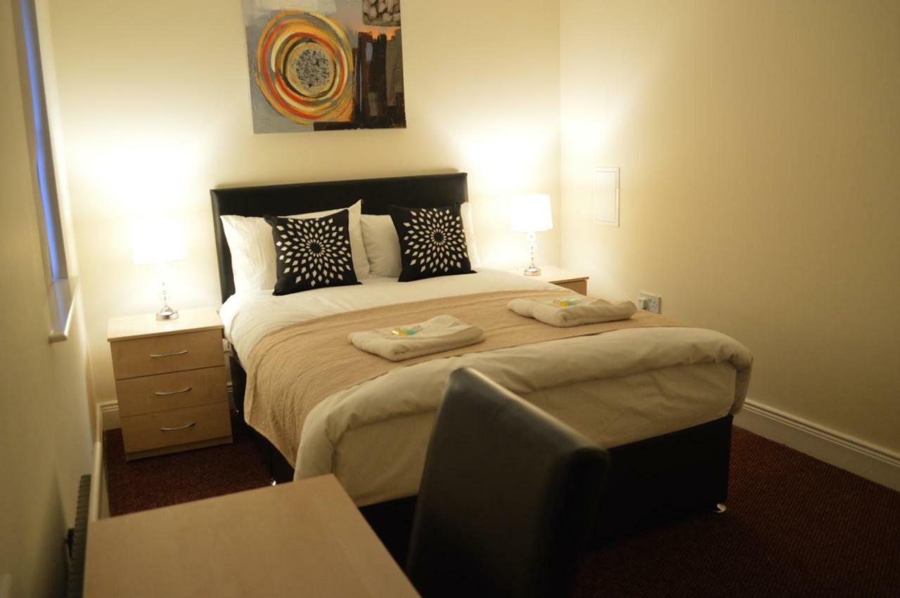 The Townhouse Newcastle Apartment Bagian luar foto