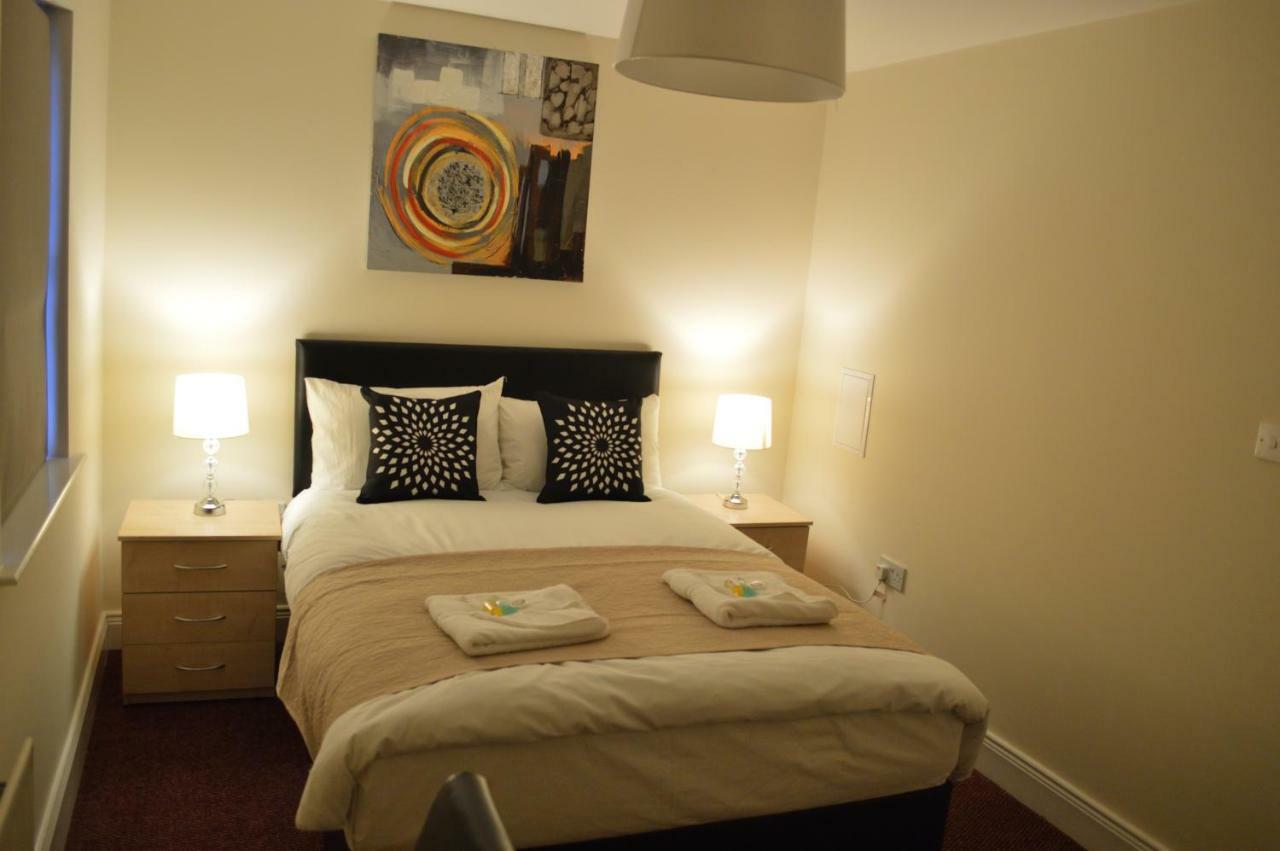 The Townhouse Newcastle Apartment Bagian luar foto