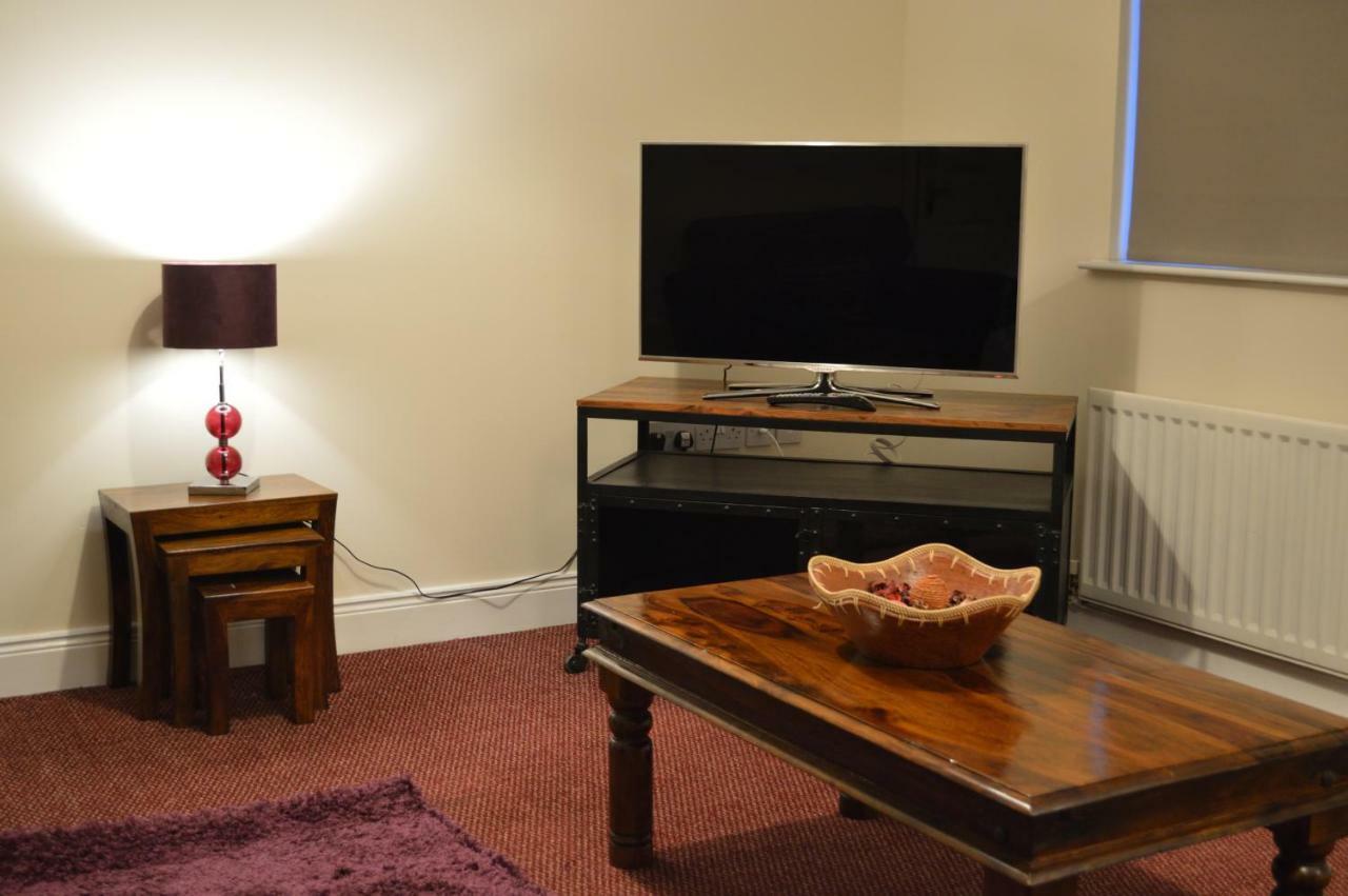 The Townhouse Newcastle Apartment Bagian luar foto